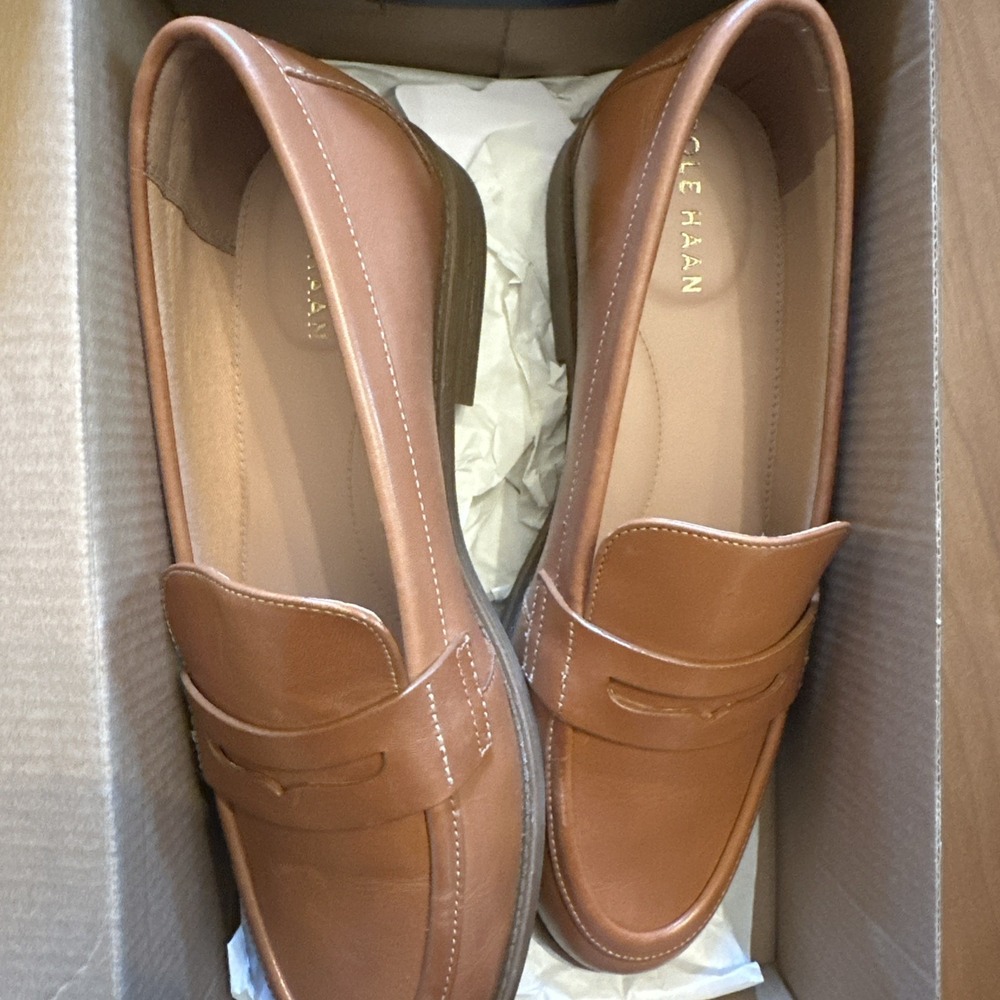 Cole Haan Haverhill Penny Loafers British Tan Leather W31769 Womens size 6.5 B - Picture 2 of 6